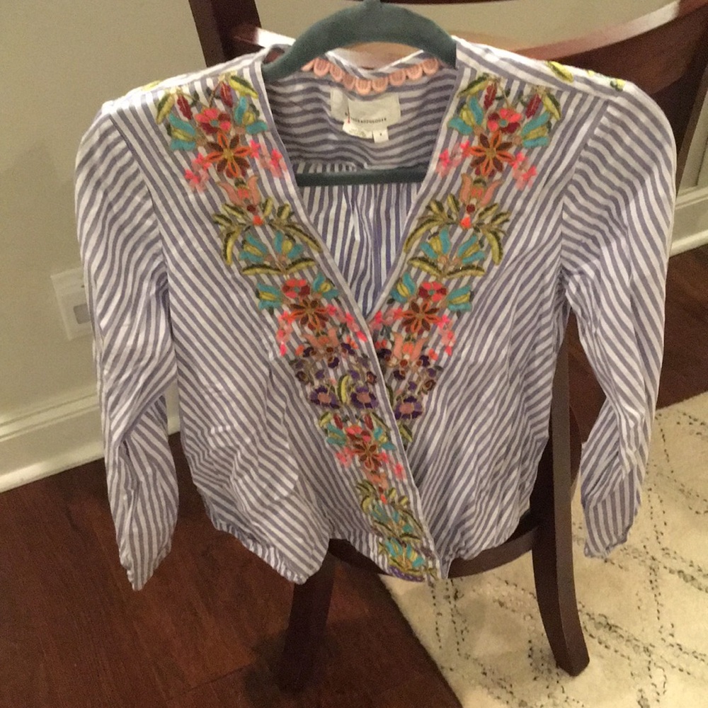 Anthropologie Size Small Top